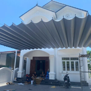 Mái xếp di động, mái lượn sóng sân vườn